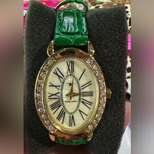 Tavan Jeanne Watch Green Leather Mother Of Pearl